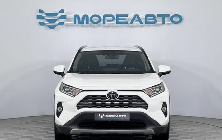 Toyota RAV4, 2021 год, 3 690 000 рублей, 2 фотография