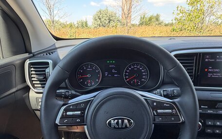 KIA Sportage IV рестайлинг, 2021 год, 2 950 000 рублей, 18 фотография