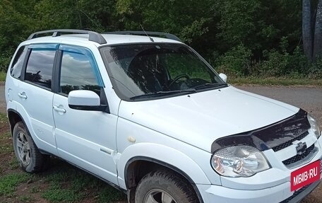Chevrolet Niva I рестайлинг, 2012 год, 410 000 рублей, 4 фотография