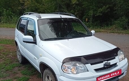 Chevrolet Niva I рестайлинг, 2012 год, 410 000 рублей, 3 фотография