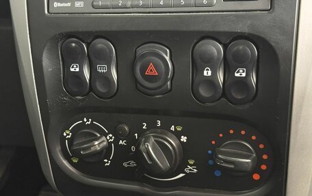 Nissan Almera, 2013 год, 720 000 рублей, 20 фотография