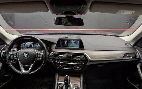 BMW 5 серия, 2017 год, 3 070 000 рублей, 23 фотография