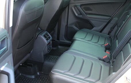 Volkswagen Tiguan II, 2021 год, 3 380 000 рублей, 10 фотография