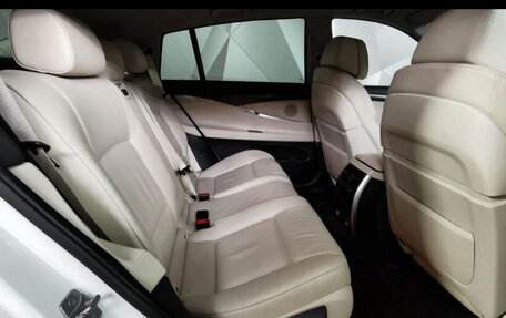 BMW 5 серия, 2012 год, 1 900 000 рублей, 2 фотография