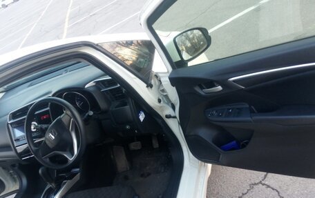 Honda Fit III, 2014 год, 950 000 рублей, 6 фотография