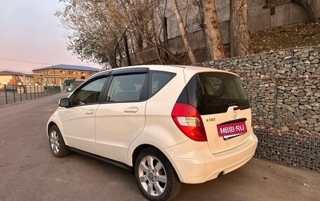 Mercedes-Benz A-Класс, 2012 год, 730 000 рублей, 4 фотография