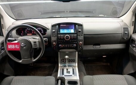 Nissan Pathfinder, 2012 год, 2 200 000 рублей, 19 фотография