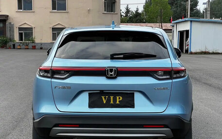 Honda Vezel, 2023 год, 1 900 000 рублей, 5 фотография