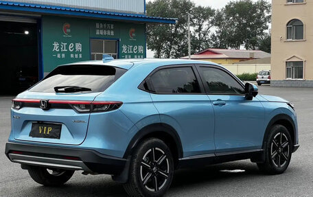 Honda Vezel, 2023 год, 1 900 000 рублей, 4 фотография