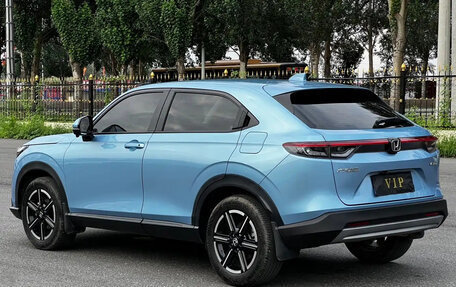 Honda Vezel, 2023 год, 1 900 000 рублей, 6 фотография