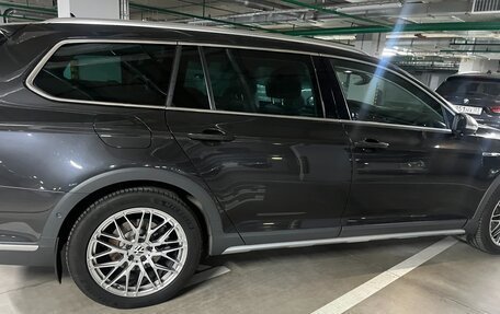Volkswagen Passat B8 рестайлинг, 2020 год, 3 400 000 рублей, 2 фотография