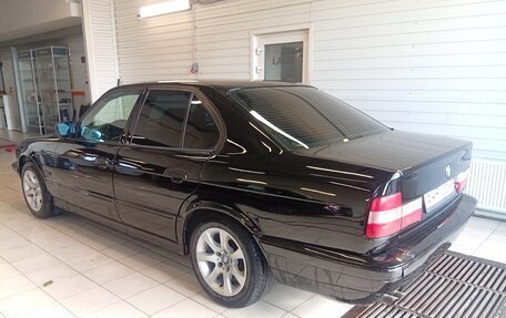 BMW 5 серия, 1988 год, 360 000 рублей, 3 фотография