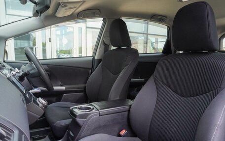 Toyota Prius Alpha I (ZVW40/41), 2015 год, 1 350 000 рублей, 15 фотография
