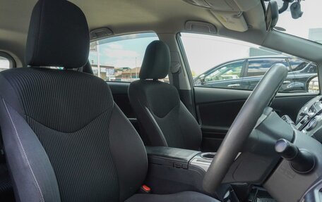 Toyota Prius Alpha I (ZVW40/41), 2015 год, 1 350 000 рублей, 14 фотография