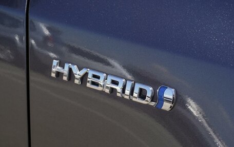 Toyota Prius Alpha I (ZVW40/41), 2015 год, 1 350 000 рублей, 11 фотография