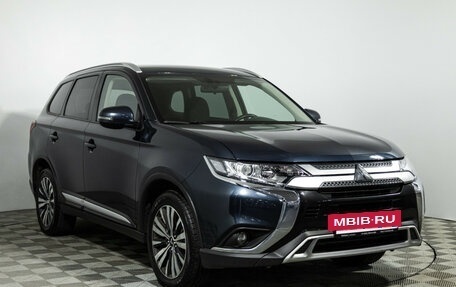 Mitsubishi Outlander III рестайлинг 3, 2020 год, 1 749 777 рублей, 4 фотография