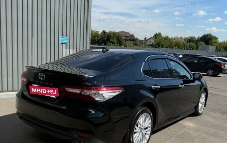Toyota Camry, 2018 год, 2 650 000 рублей, 3 фотография