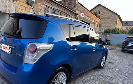 Toyota Verso I, 2013 год, 870 000 рублей, 4 фотография