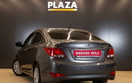 Hyundai Solaris II рестайлинг, 2015 год, 709 000 рублей, 3 фотография