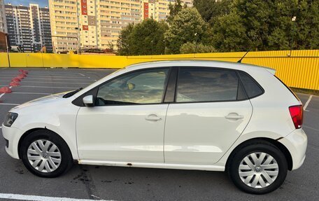 Volkswagen Polo VI (EU Market), 2011 год, 410 000 рублей, 4 фотография