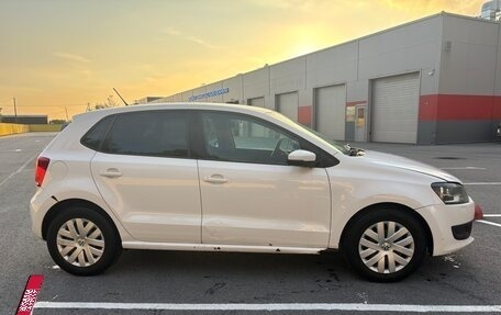 Volkswagen Polo VI (EU Market), 2011 год, 410 000 рублей, 3 фотография