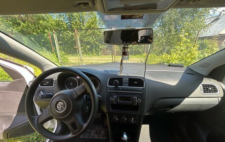 Volkswagen Polo VI (EU Market), 2011 год, 410 000 рублей, 11 фотография