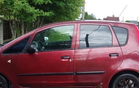 Mitsubishi Colt VI рестайлинг, 2005 год, 240 000 рублей, 3 фотография