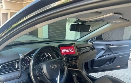 Toyota Camry, 2021 год, 2 890 000 рублей, 6 фотография