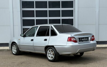 Daewoo Nexia I рестайлинг, 2011 год, 250 000 рублей, 3 фотография