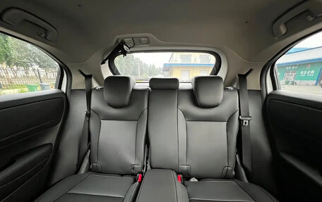 Honda Vezel, 2023 год, 1 850 000 рублей, 15 фотография