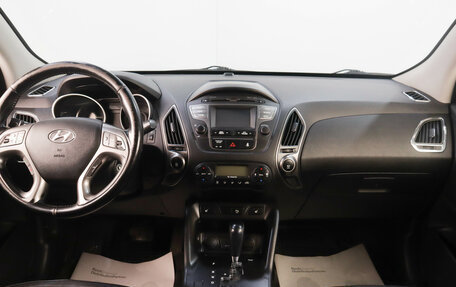 Hyundai ix35 I рестайлинг, 2014 год, 1 599 000 рублей, 10 фотография