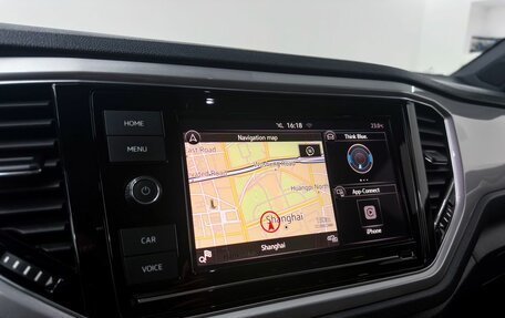 Volkswagen T-Roc I, 2020 год, 2 550 000 рублей, 17 фотография