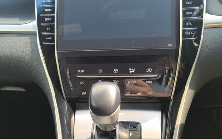 Toyota Harrier, 2018 год, 2 600 000 рублей, 11 фотография