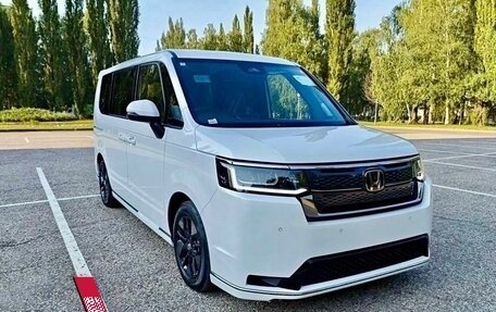 Honda Stepwgn, 2026 год, 2 500 000 рублей, 2 фотография