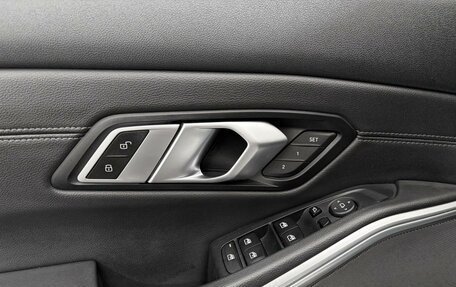BMW 3 серия, 2020 год, 4 599 000 рублей, 16 фотография