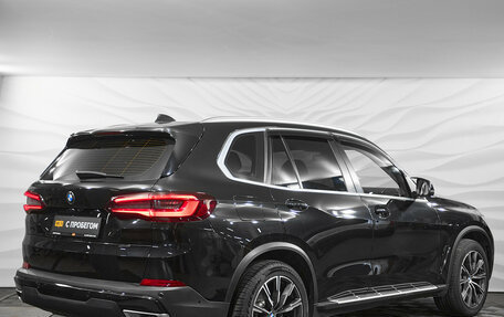 BMW X5, 2021 год, 5 600 000 рублей, 4 фотография