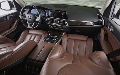 BMW X5, 2021 год, 5 600 000 рублей, 21 фотография