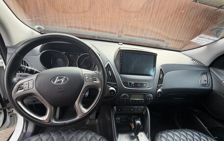 Hyundai ix35 I рестайлинг, 2013 год, 1 300 000 рублей, 8 фотография