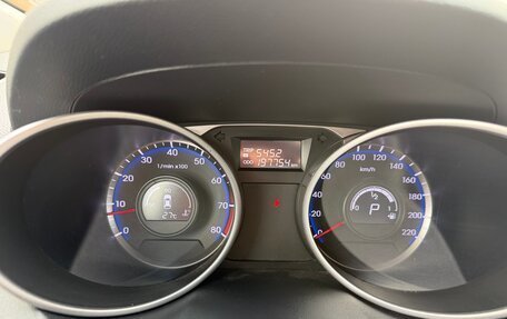 Hyundai ix35 I рестайлинг, 2013 год, 1 300 000 рублей, 9 фотография