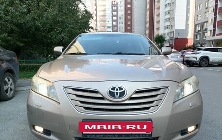 Toyota Camry, 2007 год, 790 000 рублей, 3 фотография