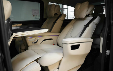 Mercedes-Benz V-Класс, 2026 год, 15 099 000 рублей, 21 фотография