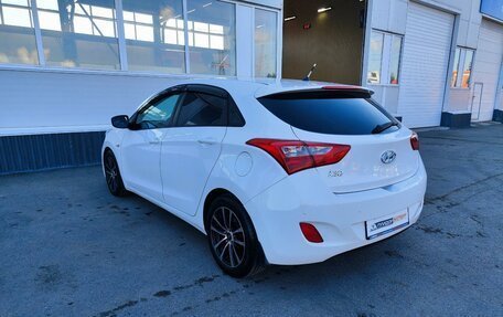 Hyundai i30 II рестайлинг, 2012 год, 899 000 рублей, 5 фотография