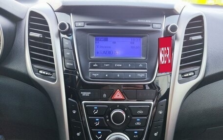 Hyundai i30 II рестайлинг, 2012 год, 899 000 рублей, 16 фотография