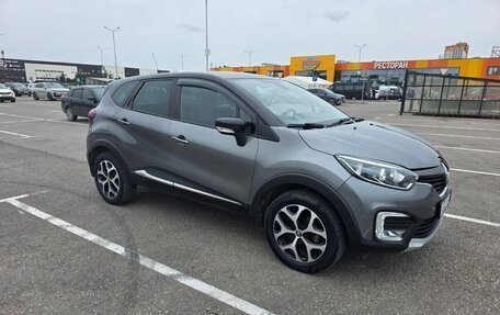 Renault Kaptur I рестайлинг, 2017 год, 1 750 000 рублей, 2 фотография