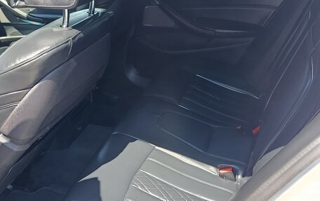 BMW 5 серия, 2019 год, 4 860 000 рублей, 13 фотография