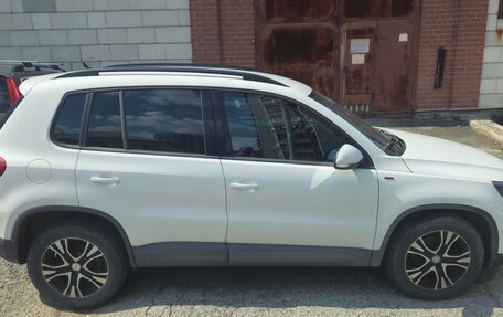 Volkswagen Tiguan I, 2016 год, 2 000 000 рублей, 3 фотография