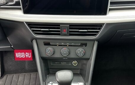 Volkswagen Tiguan II, 2022 год, 2 514 000 рублей, 9 фотография
