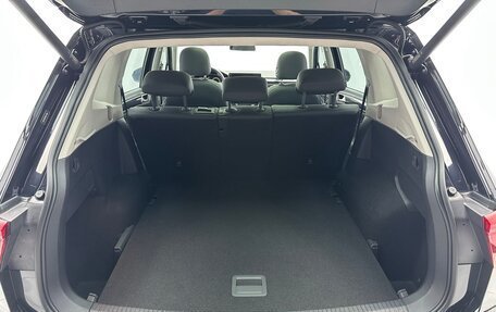 Volkswagen Tiguan II, 2022 год, 2 514 000 рублей, 18 фотография
