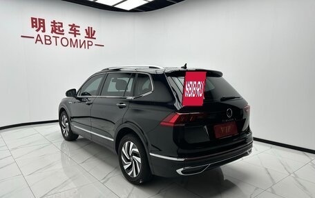 Volkswagen Tiguan II, 2022 год, 2 514 000 рублей, 5 фотография