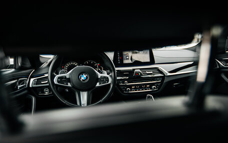 BMW 5 серия, 2018 год, 3 150 000 рублей, 26 фотография